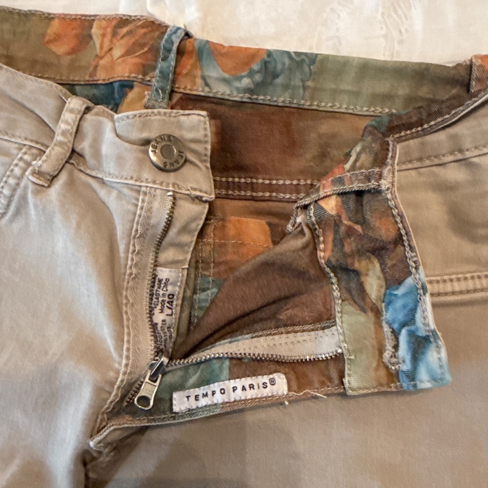 Women’s Jeans REVERSIBLE, Tan & Multi Color - Picture 3 of 6